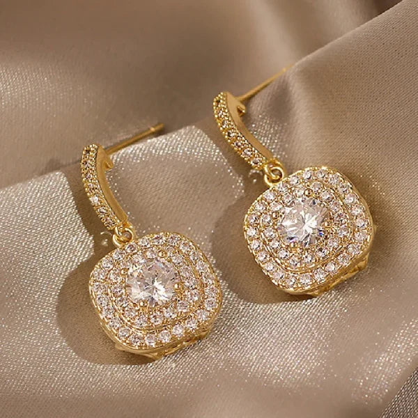 Crystal Earrings – Sparkling Dangle Earrings For Party & Everyday Wear – Earings For Girls ( Pjt-990 )