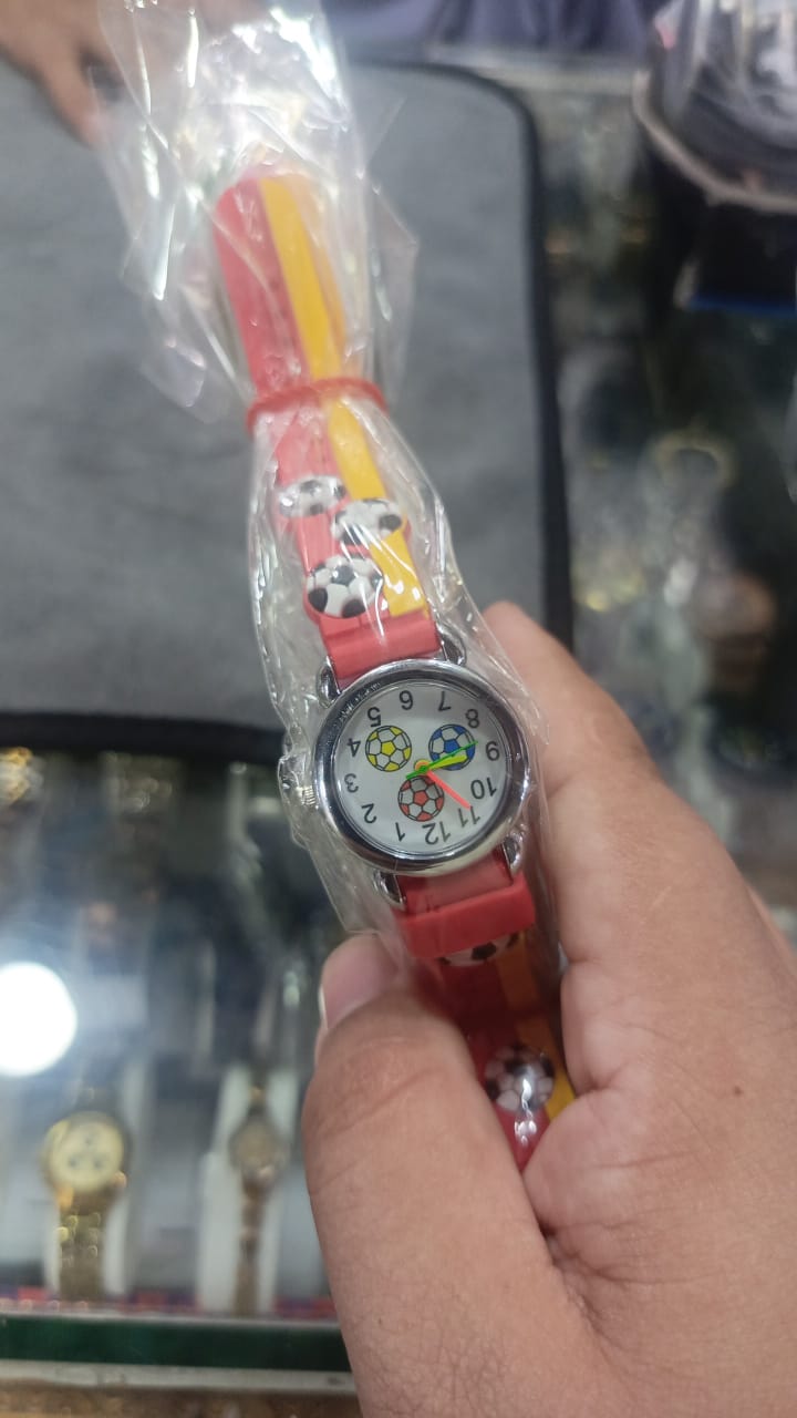 Fahlux Salicon High Quality Cute Football Cartoon Children Watch Girls Rubber Kids Watches Boys Silicone Quartz Wristwatches